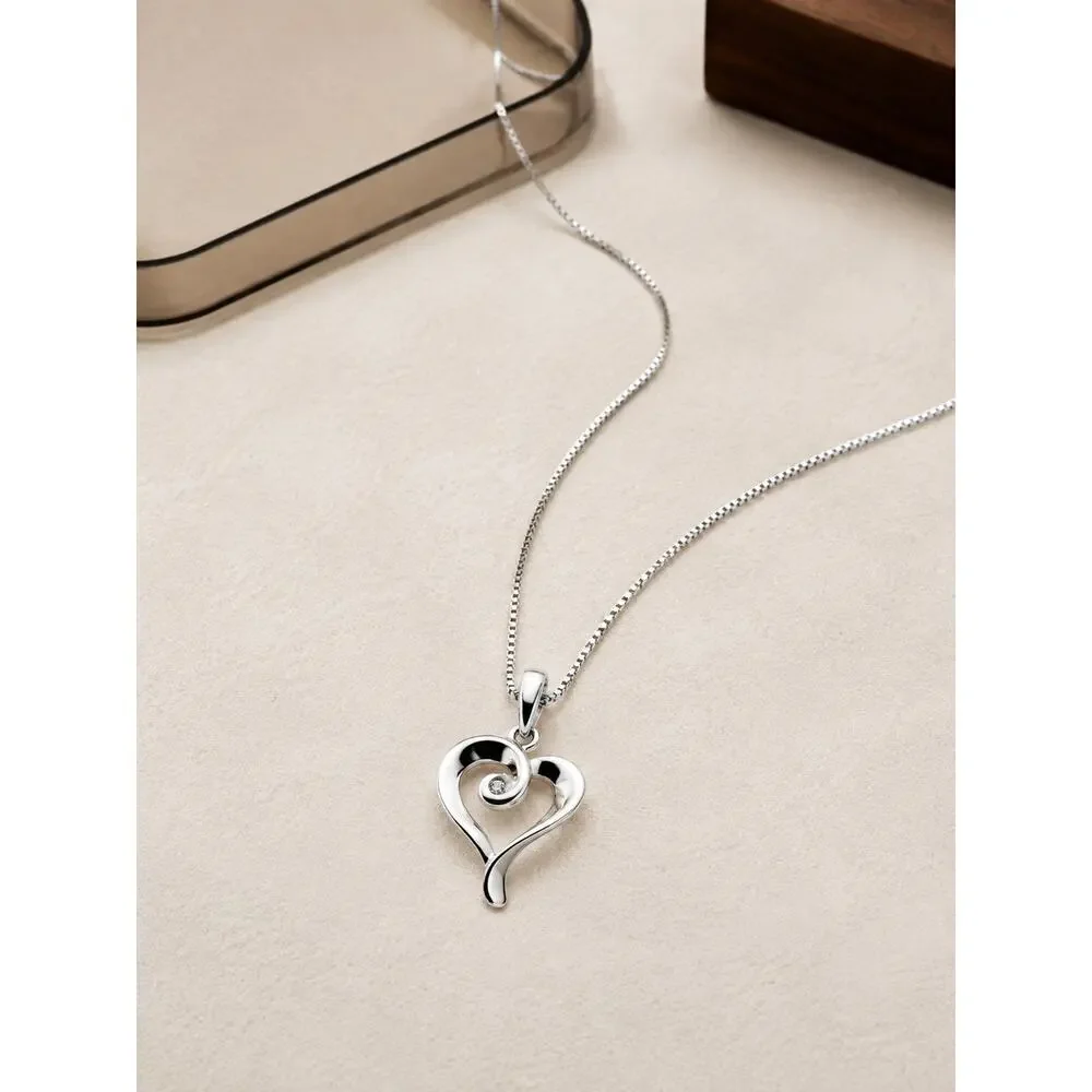 Ostbye Diva Diamonds Sterling Silver .01 CT Heart Pendant Necklace 18 Inch